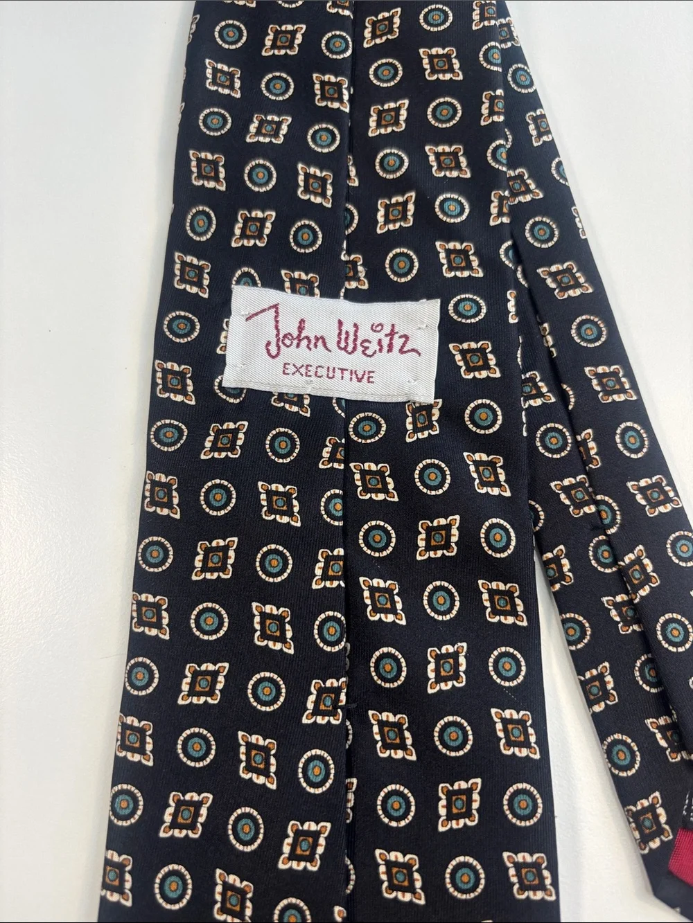 Classic Navy Geometric Silk Tie - Refined Pattern -603sku